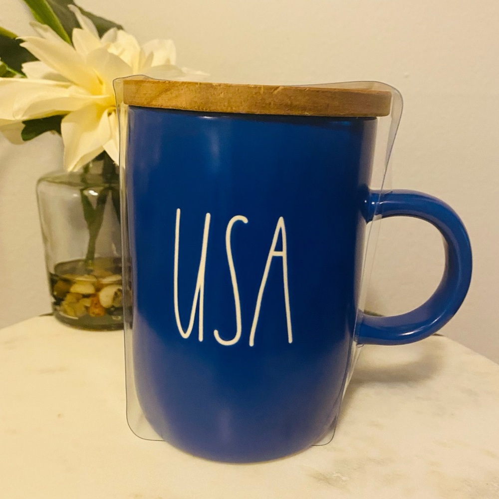 Rae Dunn USA Blue Mug with Coaster Lid New